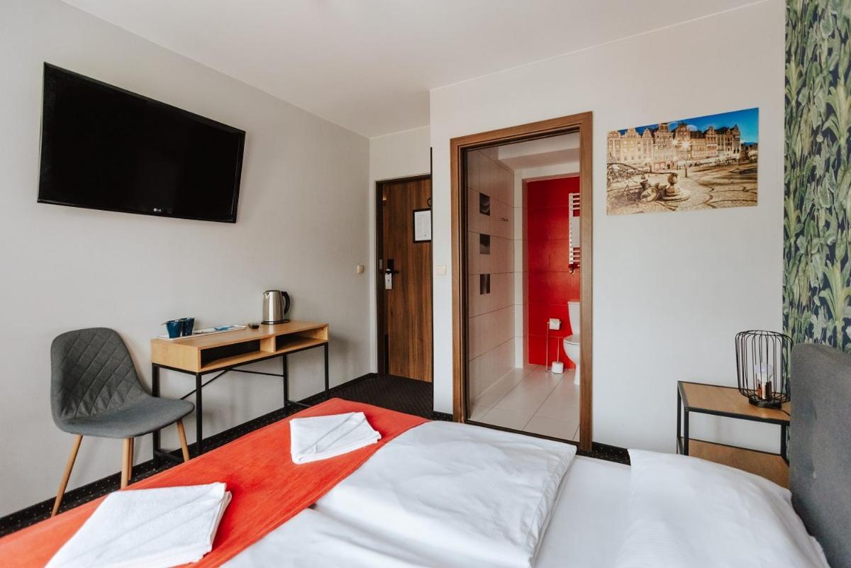 Boogie Deluxe Old Town Aparthotel Вроцлав Екстериор снимка