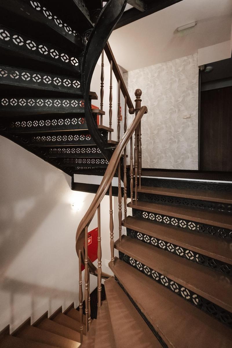 Boogie Deluxe Old Town Aparthotel Вроцлав Екстериор снимка