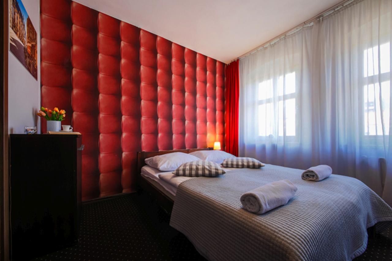 Boogie Deluxe Old Town Aparthotel Вроцлав Екстериор снимка