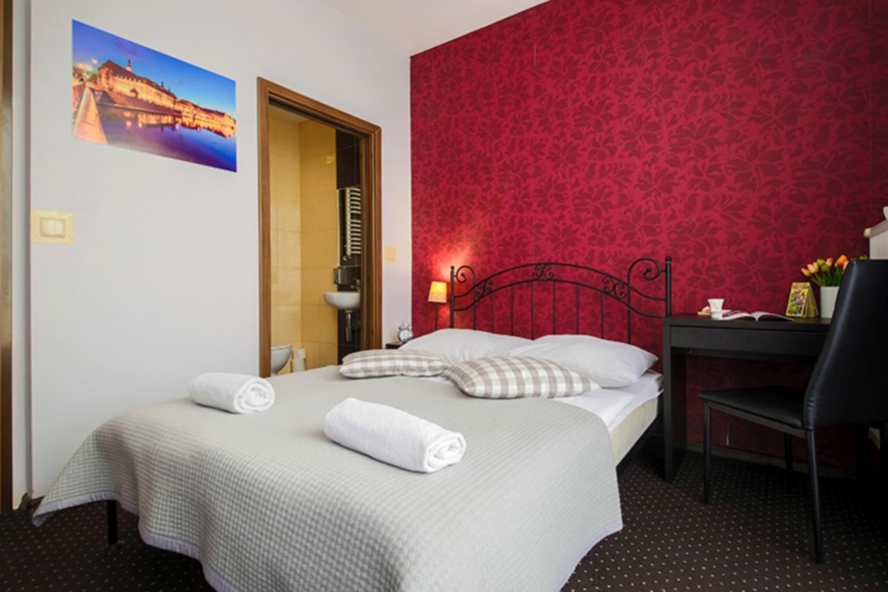 Boogie Deluxe Old Town Aparthotel Вроцлав Екстериор снимка