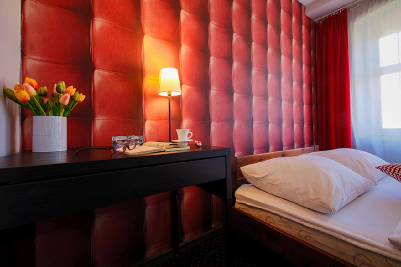 Boogie Deluxe Old Town Aparthotel Вроцлав Екстериор снимка
